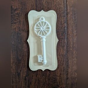 Metal Wheel Key Embelishment w/ Charm Loop 4.5" Michaels Scrapbooking White